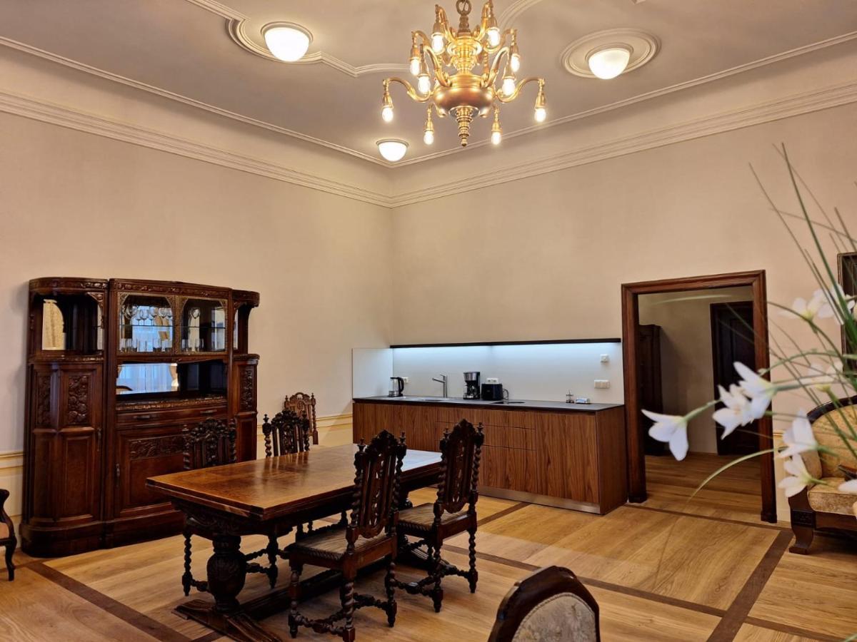 Stadtpalais Koenigssuite Maximal 2 Personen Und 1 Kleinkind 바우트젠 외부 사진