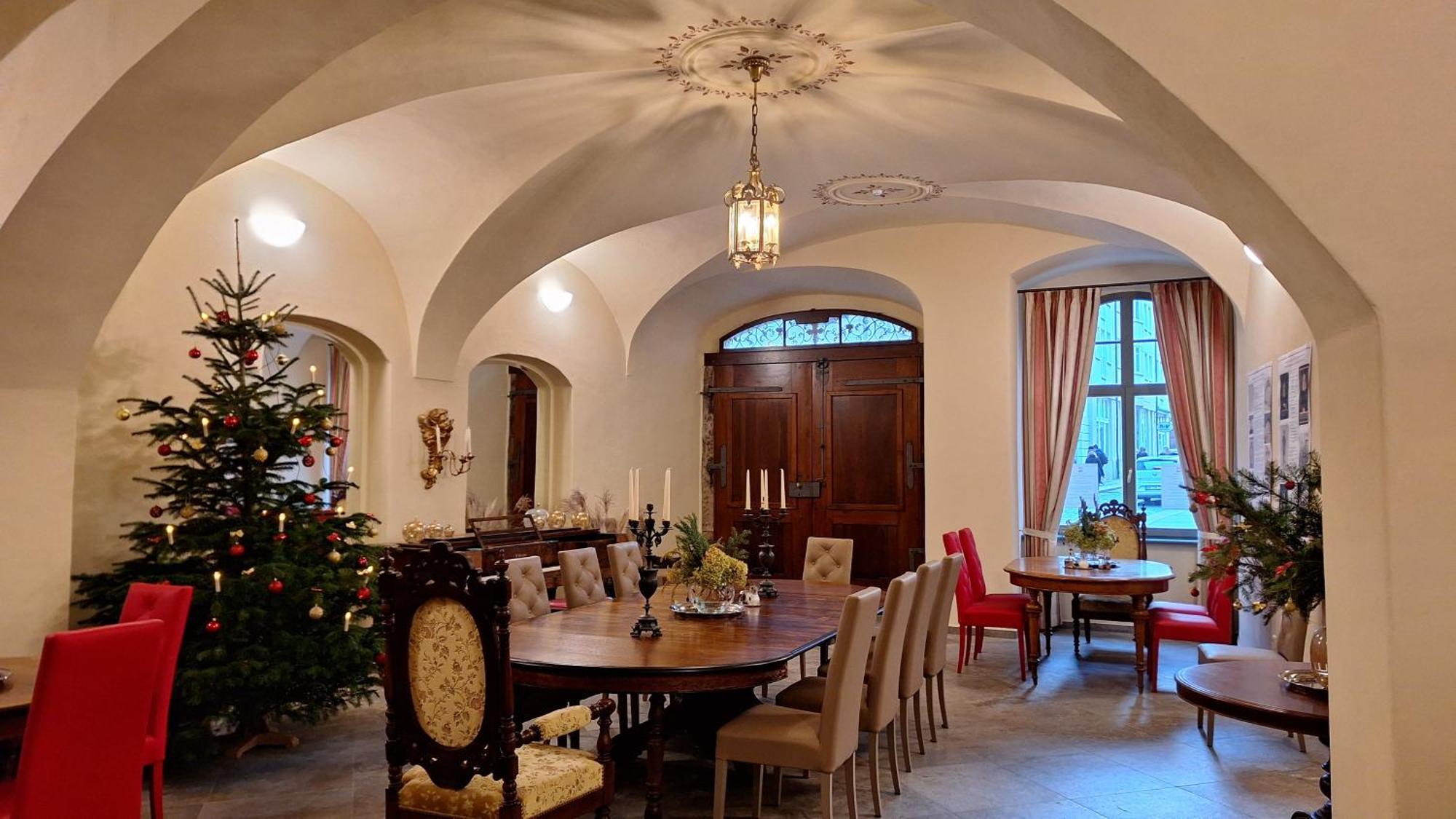 Stadtpalais Koenigssuite Maximal 2 Personen Und 1 Kleinkind 바우트젠 외부 사진