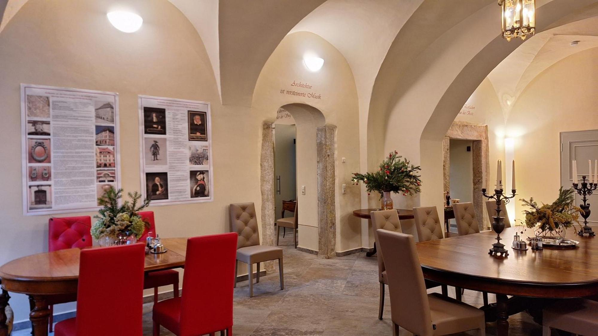 Stadtpalais Koenigssuite Maximal 2 Personen Und 1 Kleinkind 바우트젠 외부 사진