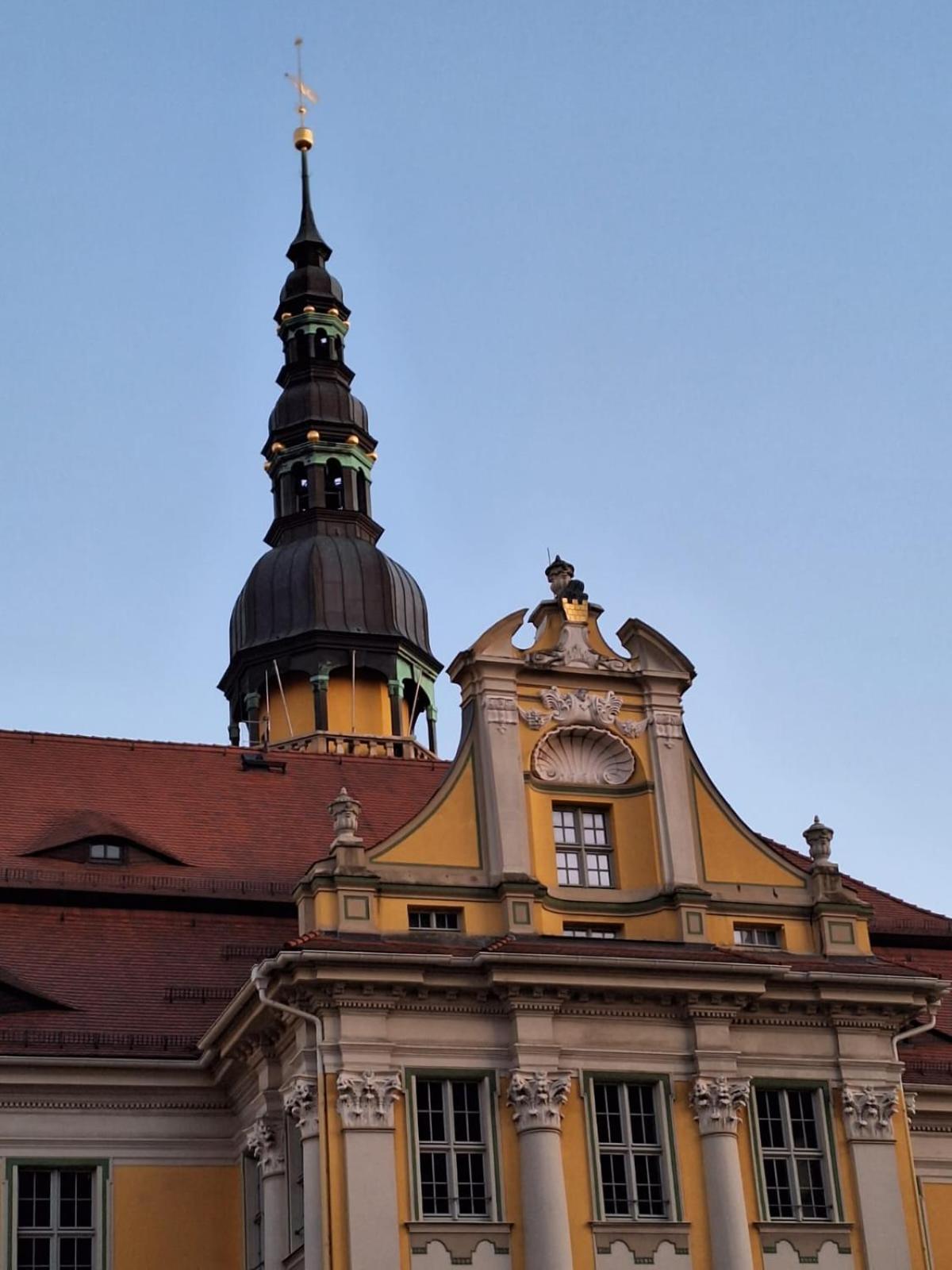 Stadtpalais Koenigssuite Maximal 2 Personen Und 1 Kleinkind 바우트젠 외부 사진