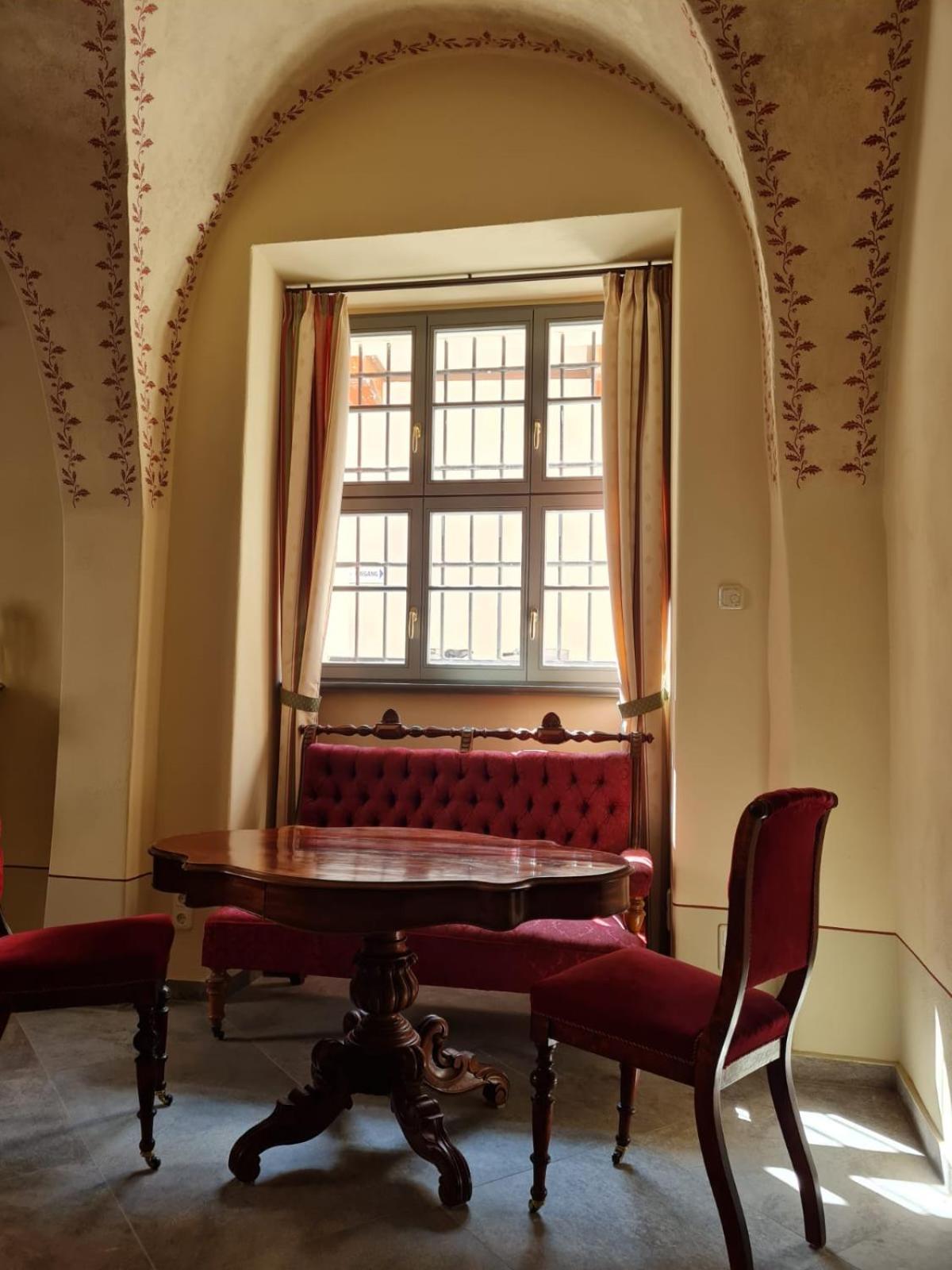 Stadtpalais Koenigssuite Maximal 2 Personen Und 1 Kleinkind 바우트젠 외부 사진